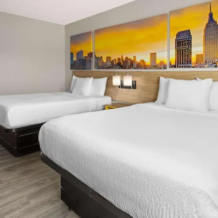Days Inn & Suites By Wyndham Albany-3